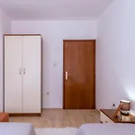 Amari Kastela
