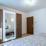 Amari Apartment *