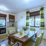 Apartamento Amari Kaštela