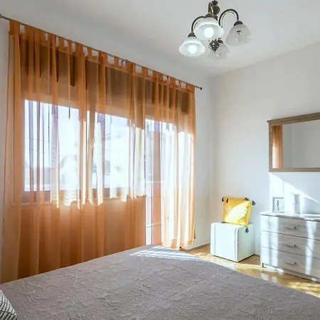 Apartamento Amari Kaštela
