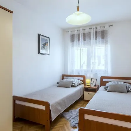 Amari Apartment