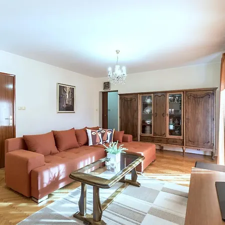 Apartamento Amari *