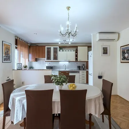 Apartment Amari